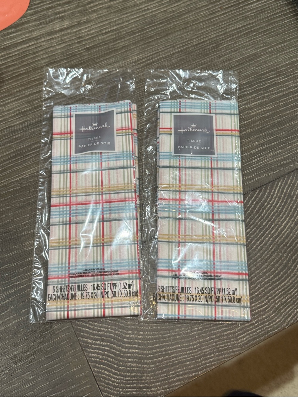 NWT Hallmark Plaid Tissue Paper Pack 16 sheets